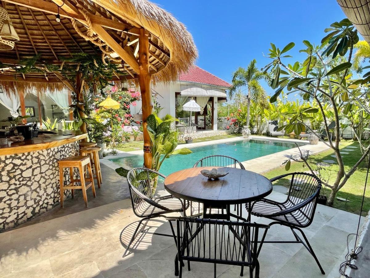 Bed and Breakfast La Kreyiol Uluwatu Exterior foto