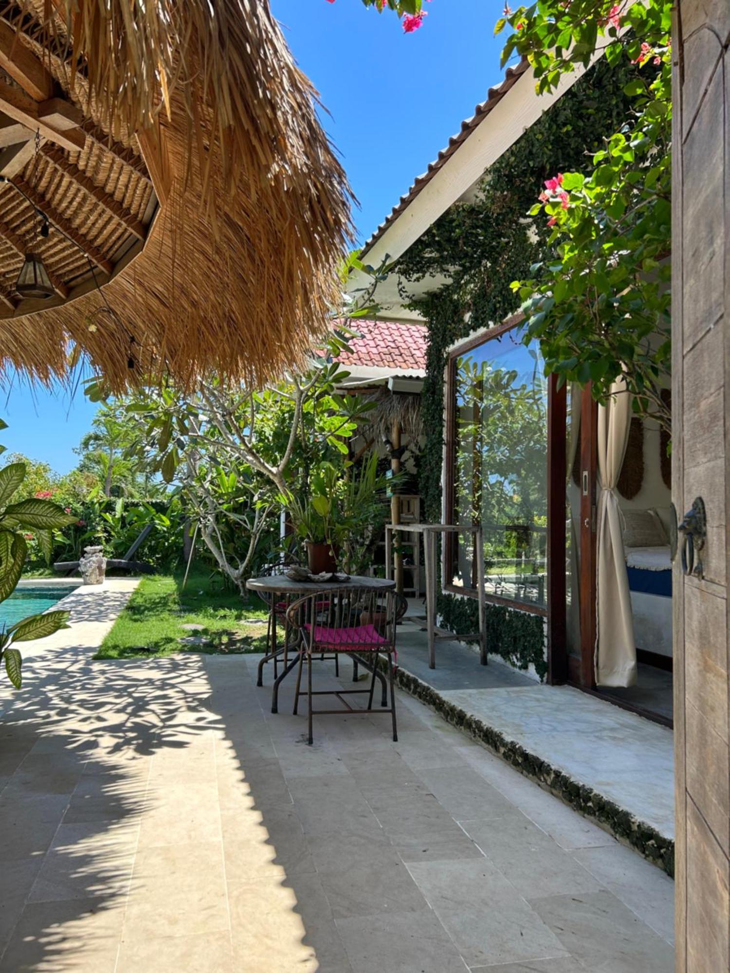Bed and Breakfast La Kreyiol Uluwatu Exterior foto