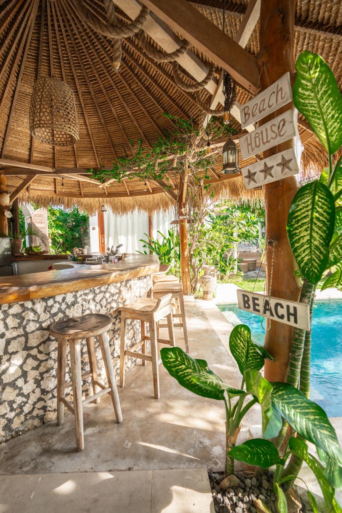 Bed and Breakfast La Kreyiol Uluwatu Exterior foto